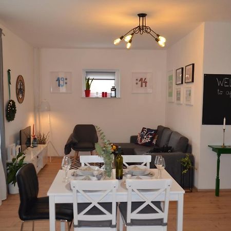 Ferienwohnung Apartman 19:14 Bjelovar Exterior foto