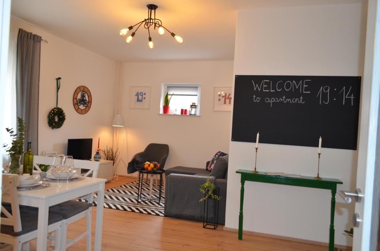 Ferienwohnung Apartman 19:14 Bjelovar Exterior foto